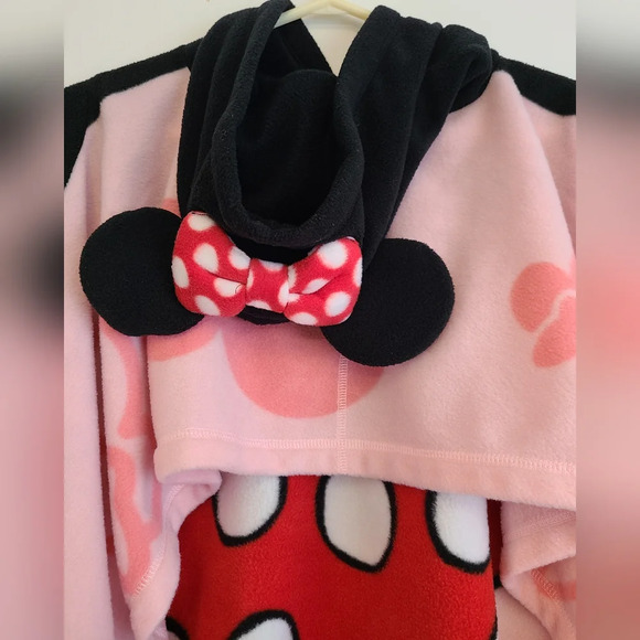 Disney Minnie‎ Mouse Hooded Blanket Throw Fleece With Sleeves 152x114CM - Picture 3 of 5